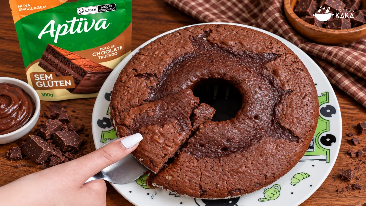 Bolo Trufado Sem Glúten com Mistura Pronta Aptiva